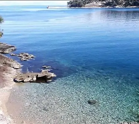 Seafront Marina2 *