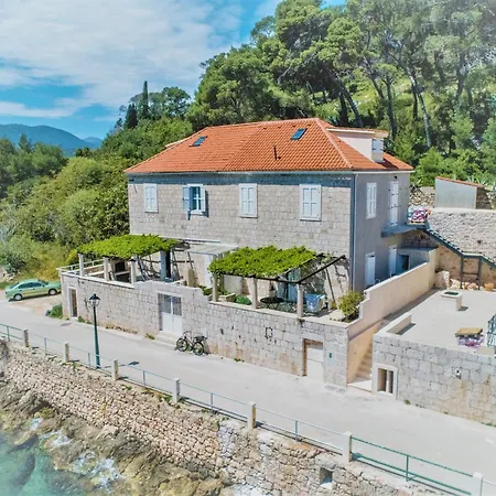 Seafront Marina2 Apartment Jelsa (Hvar)