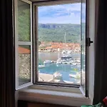 Seafront Marina2 *